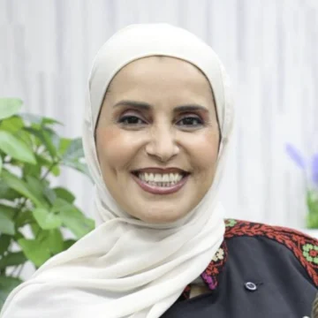 عطاف العموش